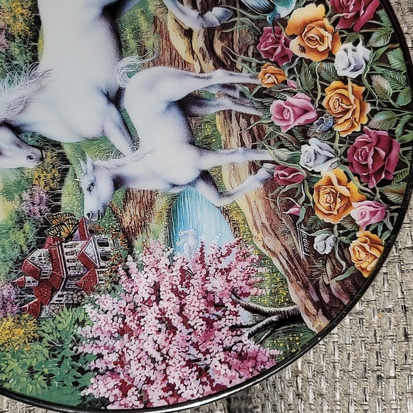 "Chasing A Dream" Kingdom of the Unicorn Collector Plate Margaret Ferraro - Picture 5 of 6
